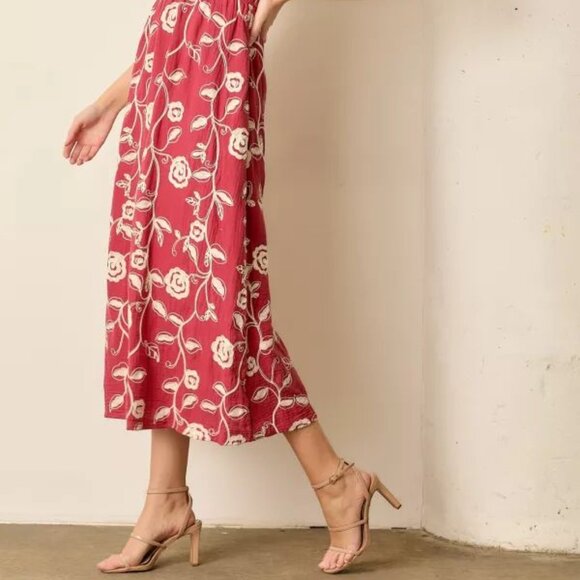 Women's Berry Floral Embroidered Midi Dress Polagram Size Small NWT - Picture 4 of 4